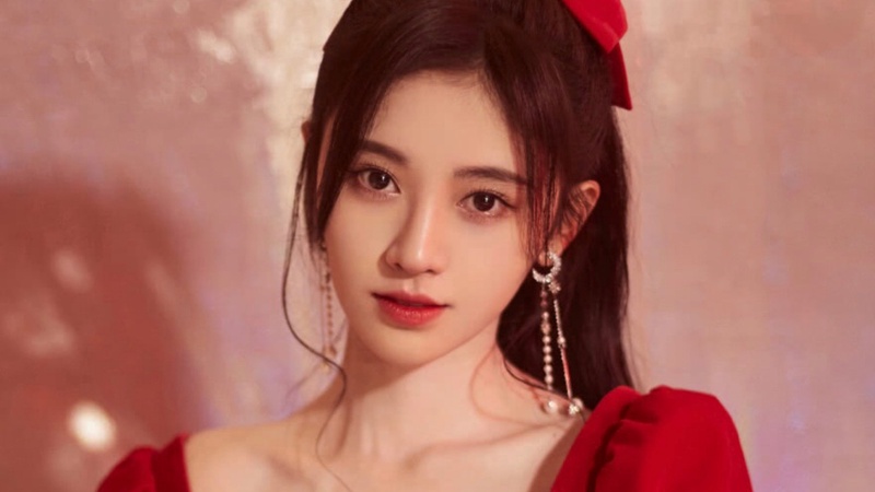 鞠婧祎丝芭解约风波升级，经纪合约纠纷引发行业热议